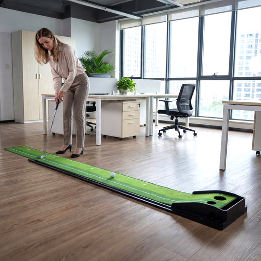 Indoor Golf Putting Mat, Auto Ball Return, 3 Practice Balls Golf Options at Gallery Canada