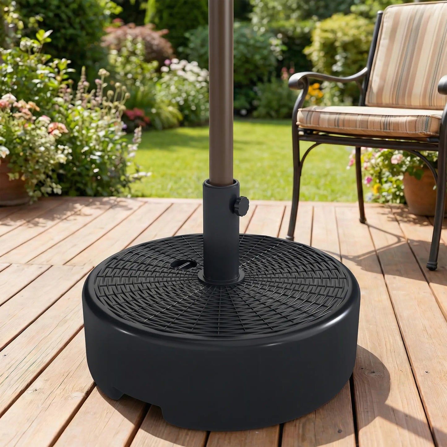 Patio Umbrella Base With Handle, 1.5" And 1.9" Poles, Black Umbrella Bases at Gallery Canada
