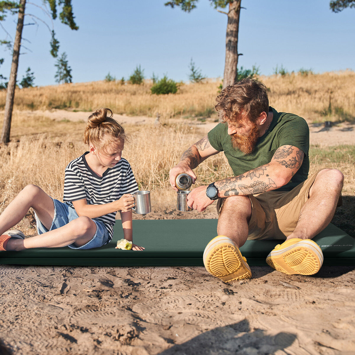 Self-Inflating Lightweight Folding Foam Sleeping Cot, Green Air Mattresses & Sleeping Bags at Gallery Canada