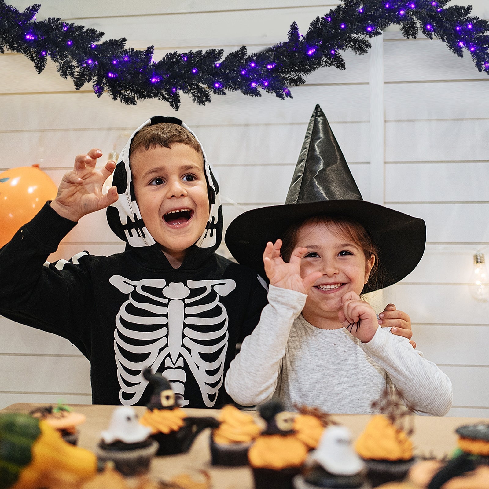 9 Feet Pre-lit Christmas Garland, 50 LED Lights, Black, Purple Halloween at Gallery Canada