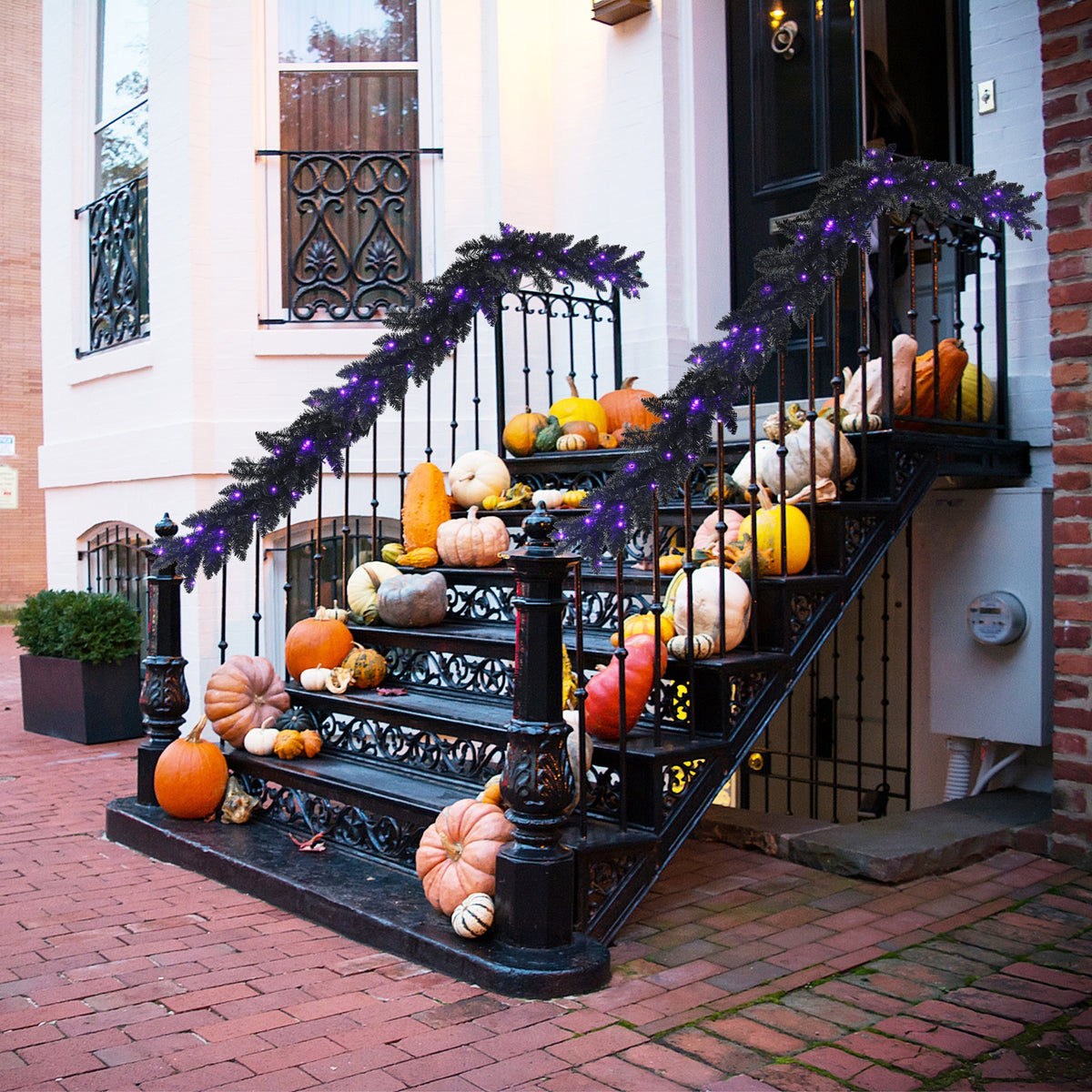 9 Feet Pre-lit Christmas Garland, 50 LED Lights, Black, Purple Halloween at Gallery Canada