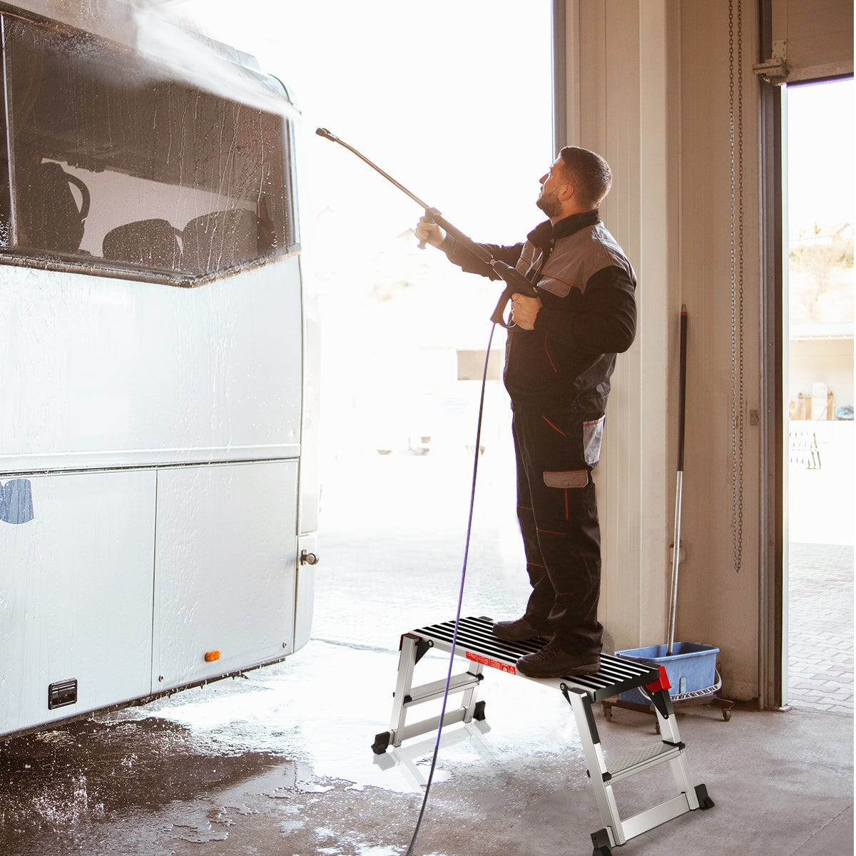 Aluminum Folding Non-Slip Drywall Step Stool Ladder, 330 lbs Kitchen Tools at Gallery Canada