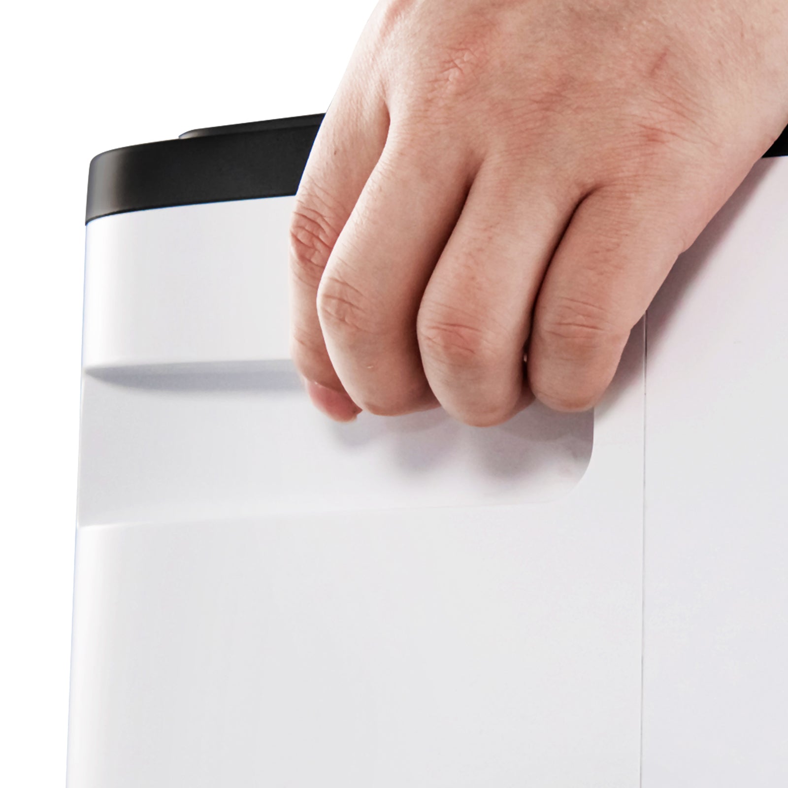8000 BTU 3-in-1 Portable Air Conditioner, White, Black Portable Air Conditioners at Gallery Canada
