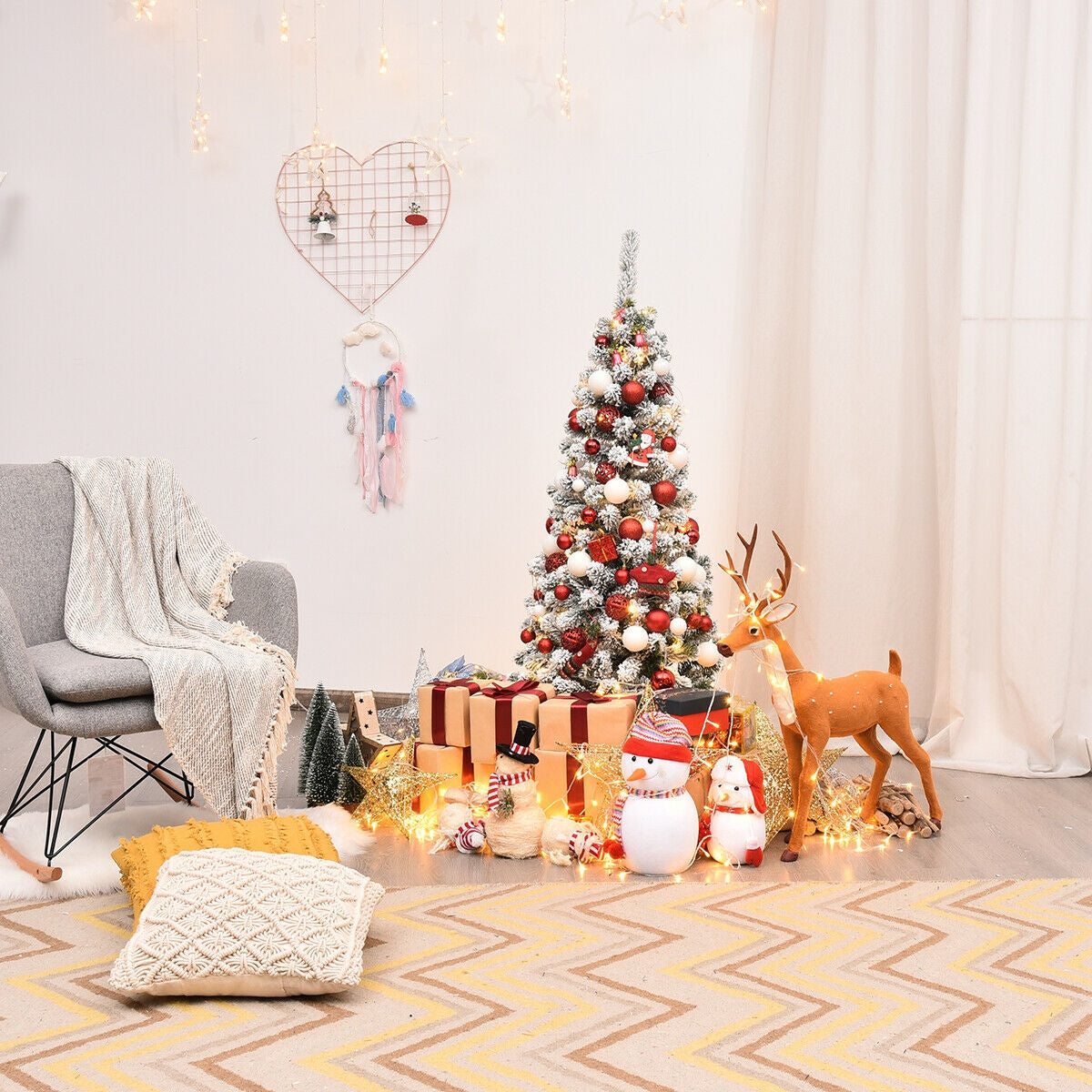 4.5 Feet Artificial Pencil Christmas Tree, 242 Branch, Green Christmas Tree at Gallery Canada