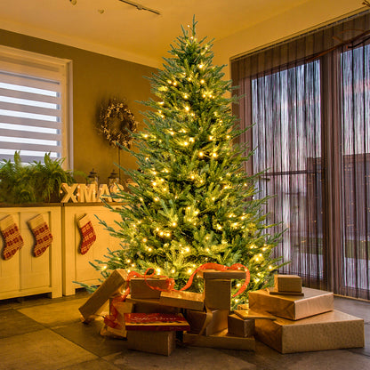 Pre-Lit Christmas Tree, 280 Warm White LED Lights, 8 Modes, 7 ft, Green Christmas Tree at Gallery Canada