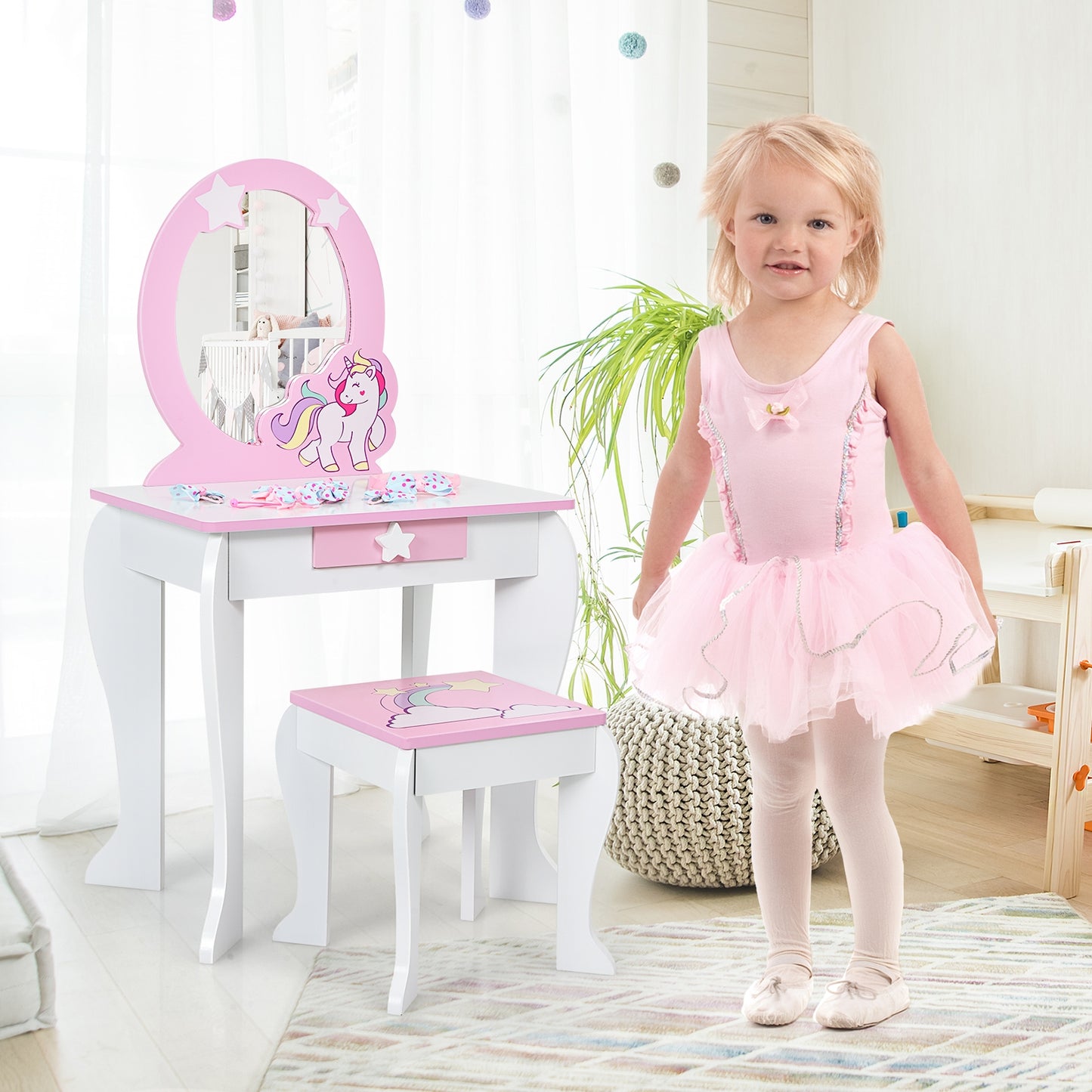 Kids Wooden Makeup Table And Chair Set, White Kids Vanities at Gallery Canada