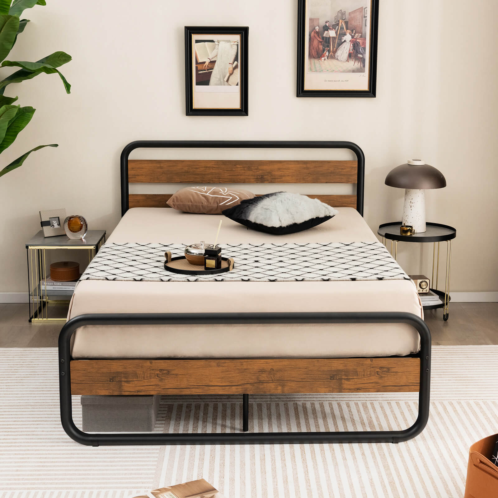 Arc Platform Bed With Headboard, Footboard, Full Size, Black Simple Bed Frame at Gallery Canada