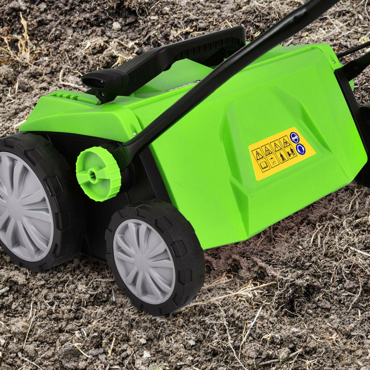 15 Inch 13 Amp Electric Scarifier, Collection Bag, Removable Blades, Green Garden Tools at Gallery Canada