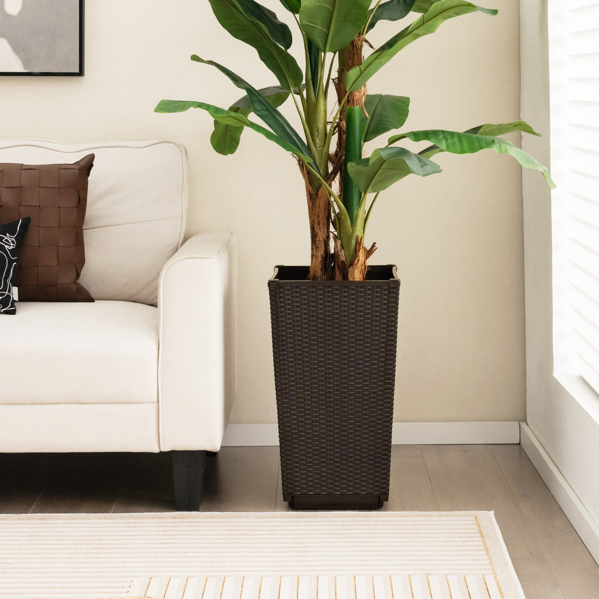 Outdoor Wicker Flower Pot Set, 2 Pieces, With Drainage Hole, Brown Raised Garden Beds at Gallery Canada