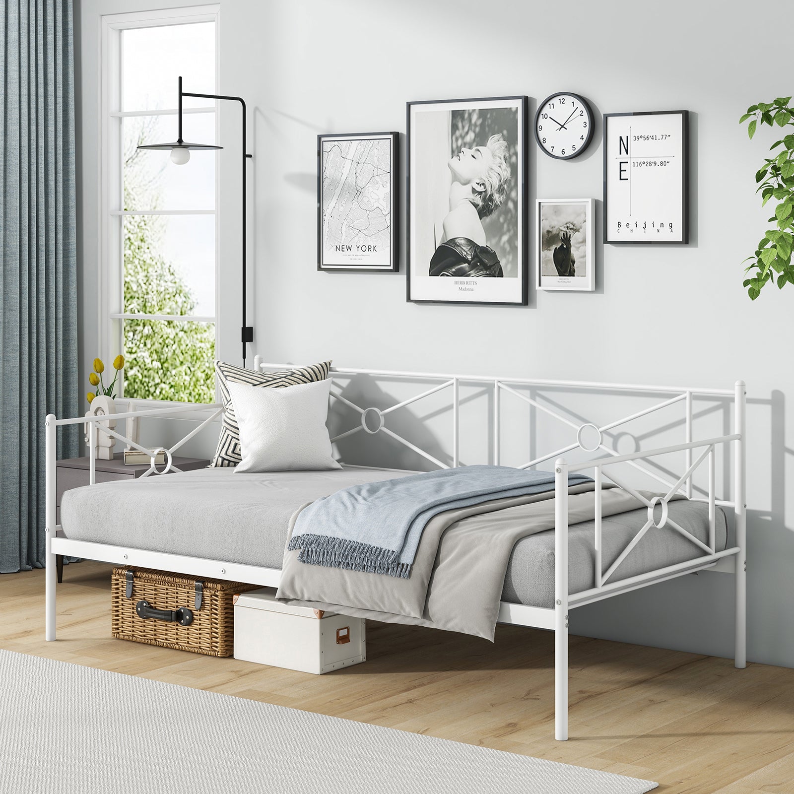 Metal Daybed Twin Bed Frame, Stable Steel Slats, White Trundle Bed Frame at Gallery Canada