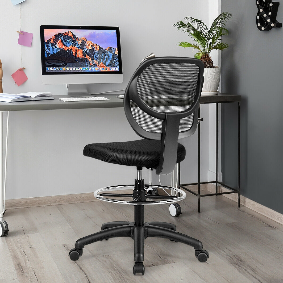 Adjustable Height Mesh Office Chair, Black Mesh Chairs at Gallery Canada