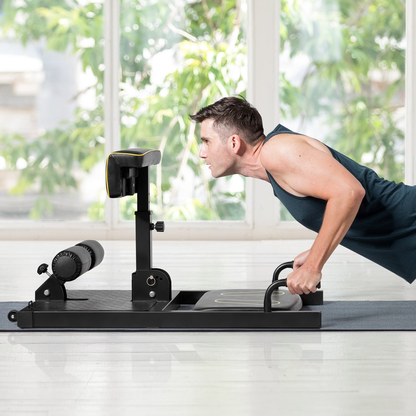 8-In-1 Home Gym Multifunction Squat Fitness Machine, Black Benches Racks & Bars at Gallery Canada