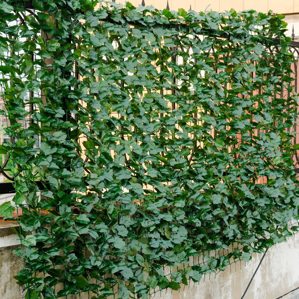 Faux Ivy Leaf Decorative Privacy Fence-40 x 95 Inch, Green Decorative Fencing & Flooring at Gallery Canada