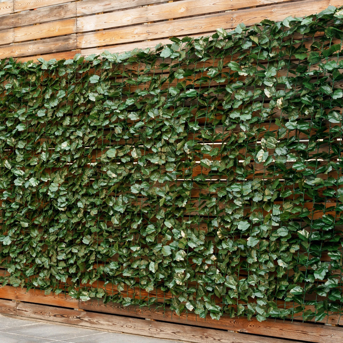 Faux Ivy Leaf Decorative Privacy Fence-40 x 95 Inch, Green Decorative Fencing & Flooring at Gallery Canada