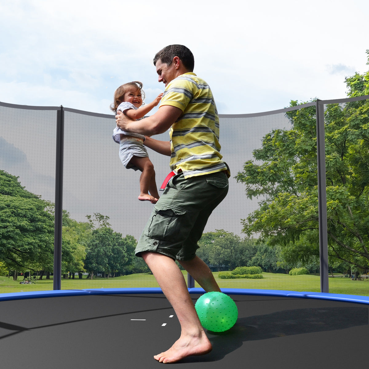 16 Ft Outdoor Trampoline, With Safety Net And Ladder, Black Trampolines at Gallery Canada