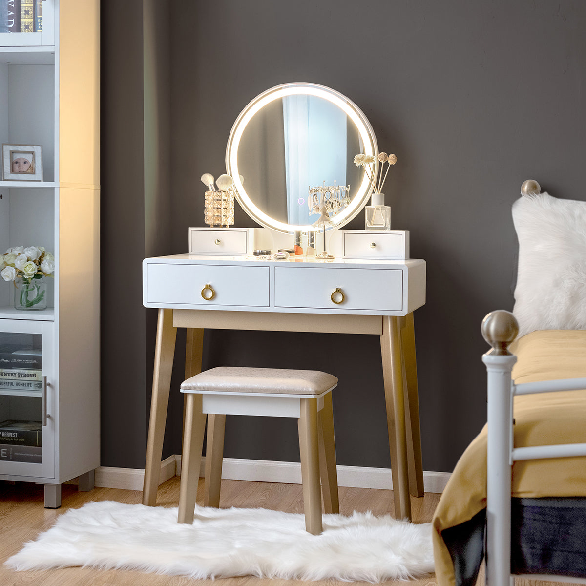 Makeup Vanity Table With Lighting, White Makeup Vanities at Gallery Canada