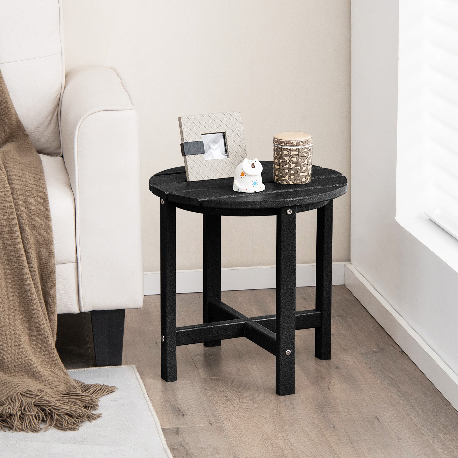 Set Of 2 18 Inch Round Weather-Resistant Adirondack Side Tables, Black Patio Coffee Tables at Gallery Canada