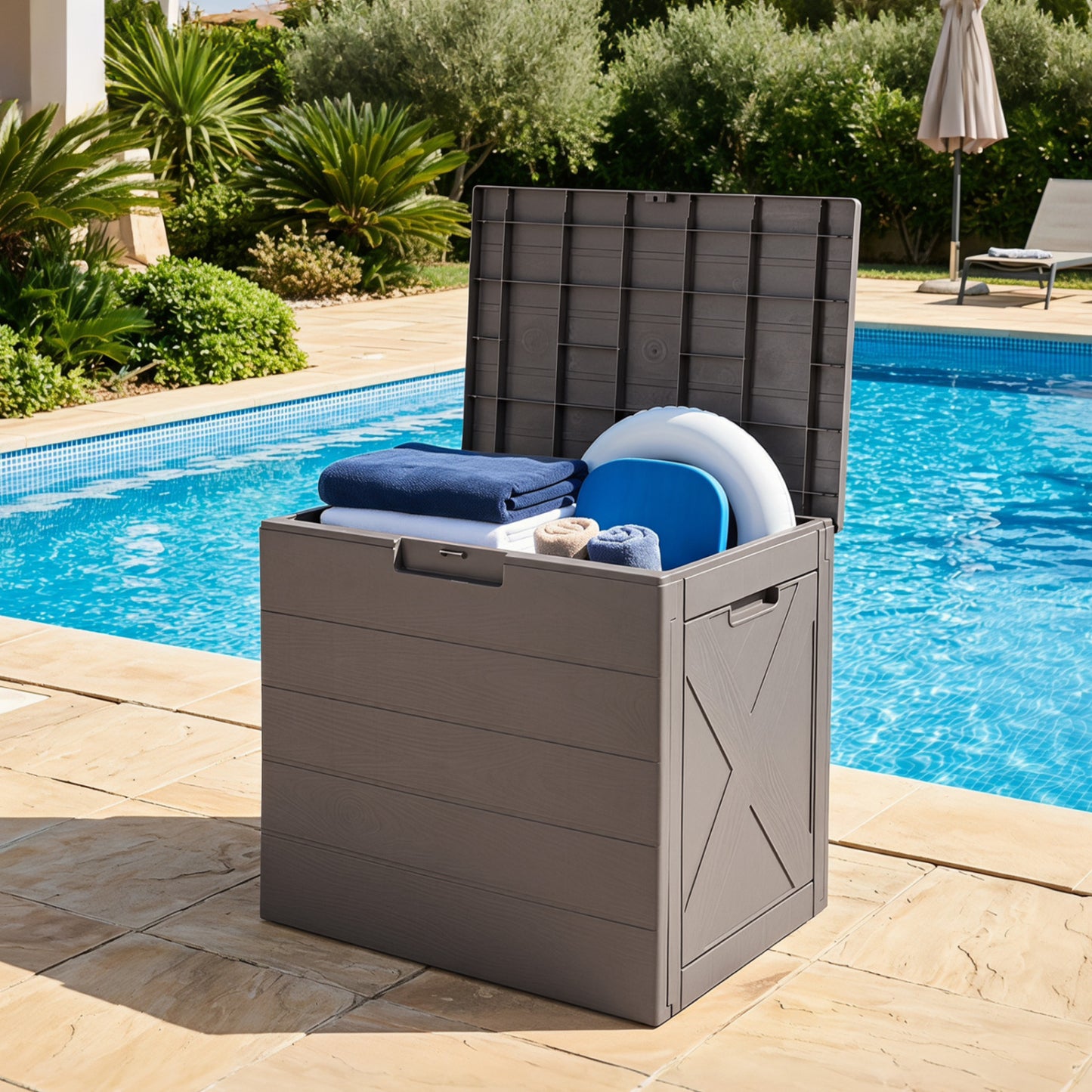 25 Gallon Storage Bin With Lid, Gray