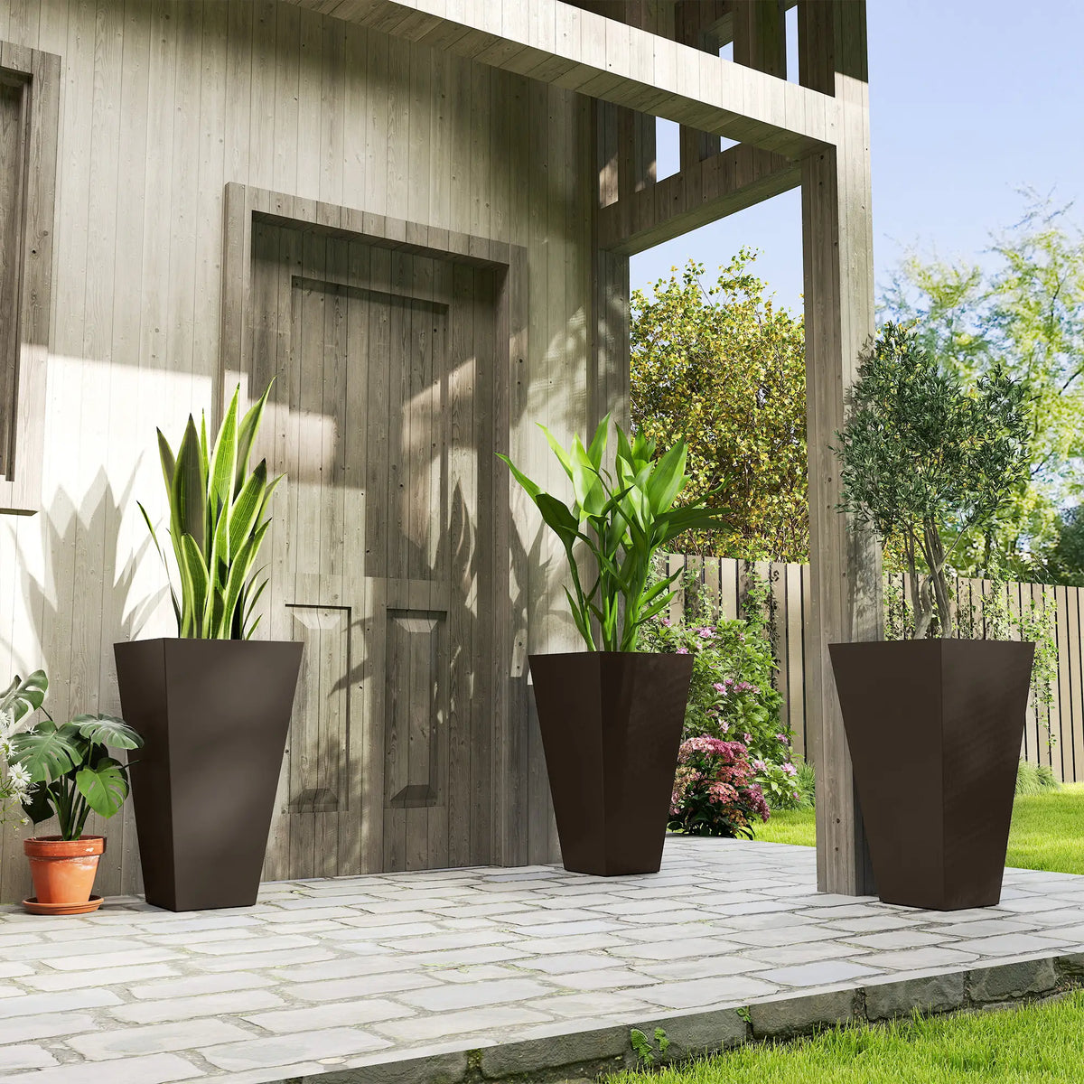 28" Tall Garden Plastic Planters, Set Of 3, Brown Planter Set at Gallery Canada