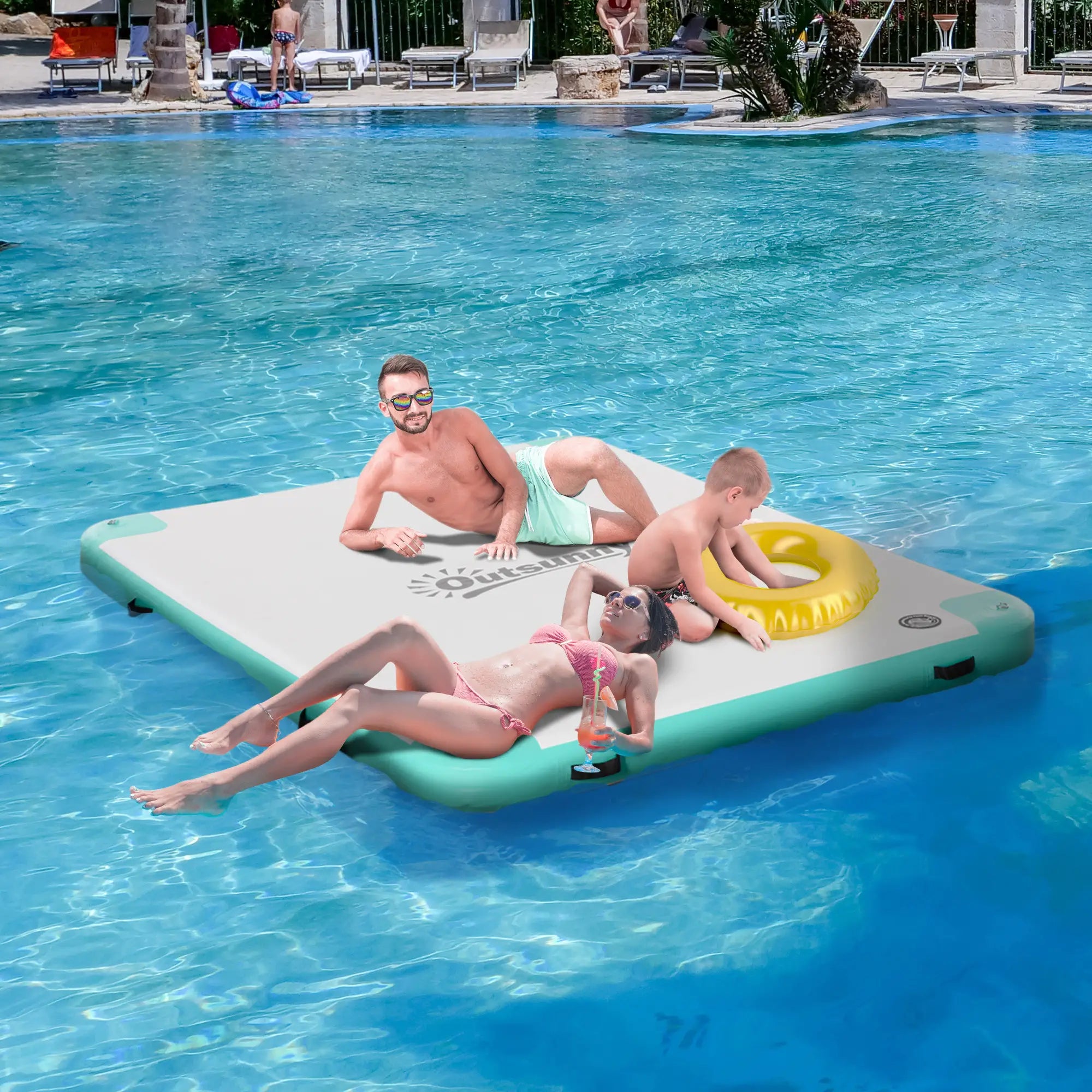 8' x 6' Floating Dock, Inflatable Island with Air Pump, Backpack, Blue & Green Floating Water Mats at Gallery Canada