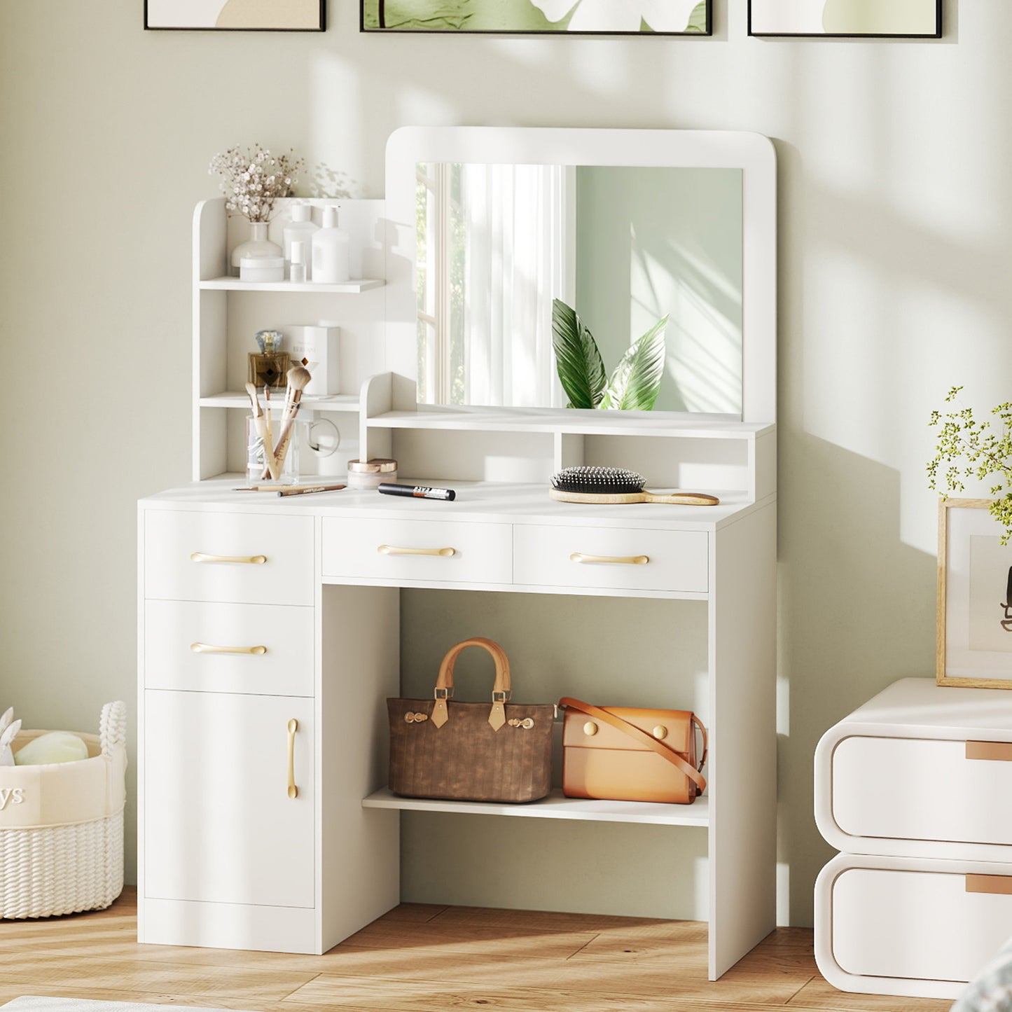 39.5 Inch Vanity Desk With Power Outlets And Mirror, White Kids Vanities at Gallery Canada