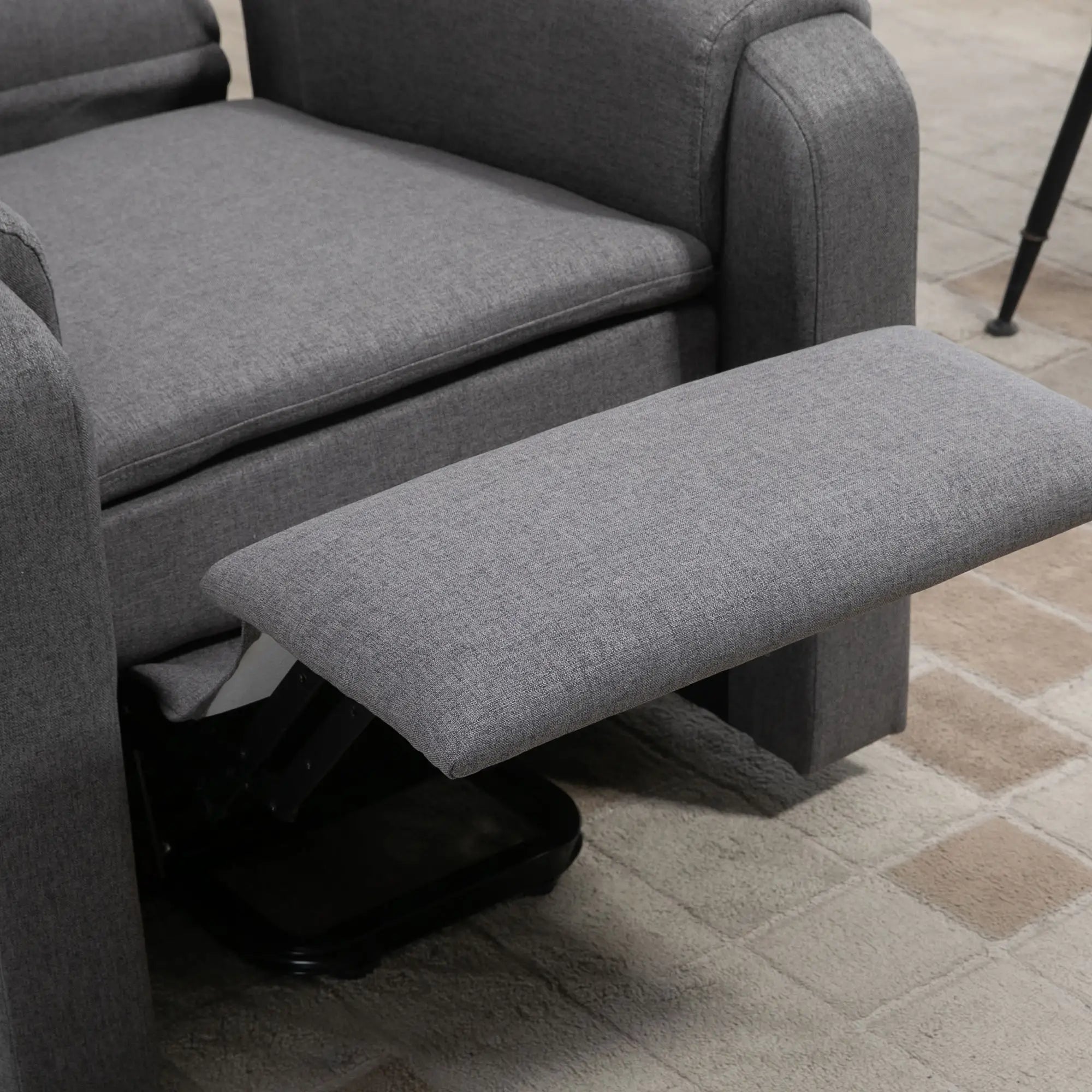 Power Lift Chair Recliner with Footrest, Remote, Side Pockets, Grey Electric Power Lift Chairs at Gallery Canada