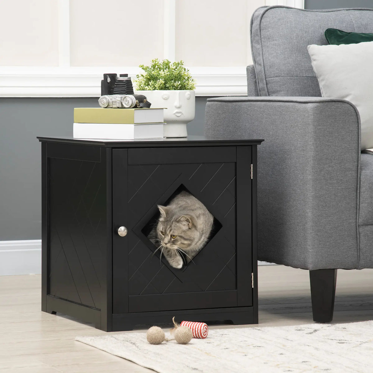 Cat Litter Box Enclosure End Table, Indoor with Magnetic Door, Black Cat Litter Box Enclosures at Gallery Canada