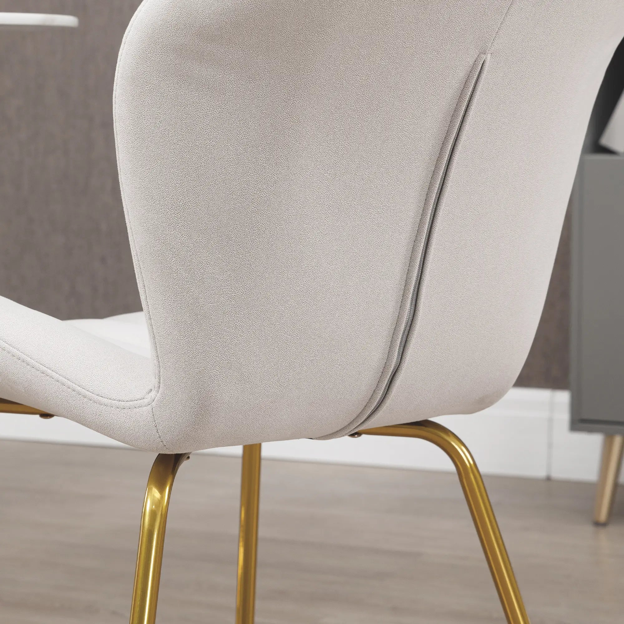 Modern Dining Chairs Set of 4, Cushioned Backrest, Cream White Dining Chairs at Gallery Canada