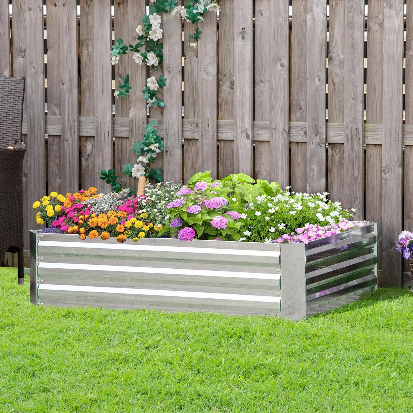 Galvanized Raised Garden Bed, 4' x 3' x 1', Outdoor Metal Planter Box Raised Garden Beds at Gallery Canada