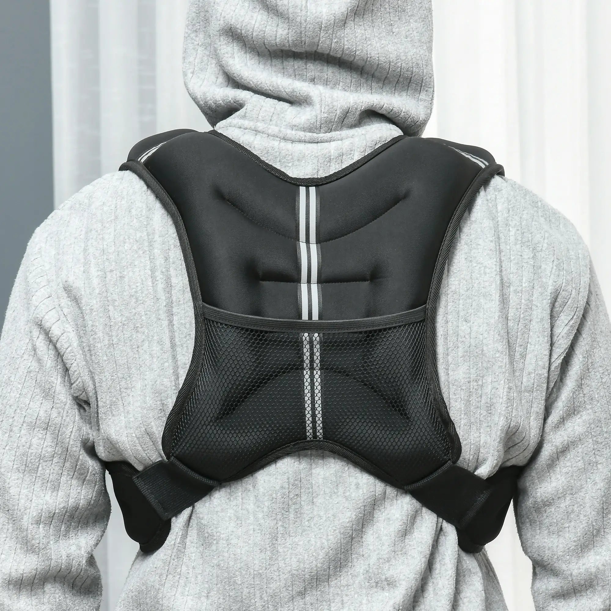 11 lbs Weighted Vest, Adjustable Straps, Pocket, Reflective Strips, Men Women Strength Training Equipment at Gallery Canada