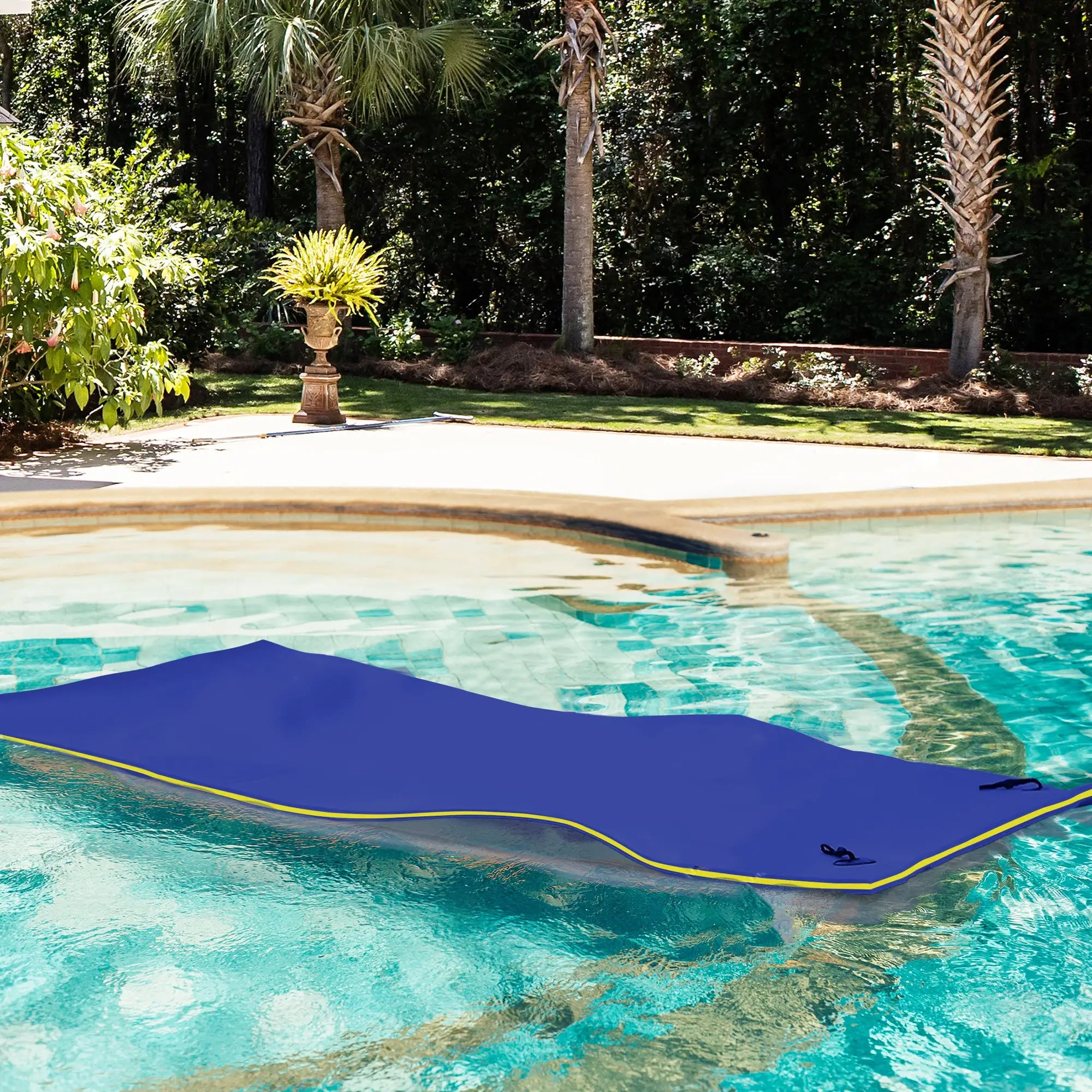10' x 5' Roll-Up Pool Float Pad, Water Mat for Lakes, Oceans, Pools, Blue Floating Water Mats at Gallery Canada