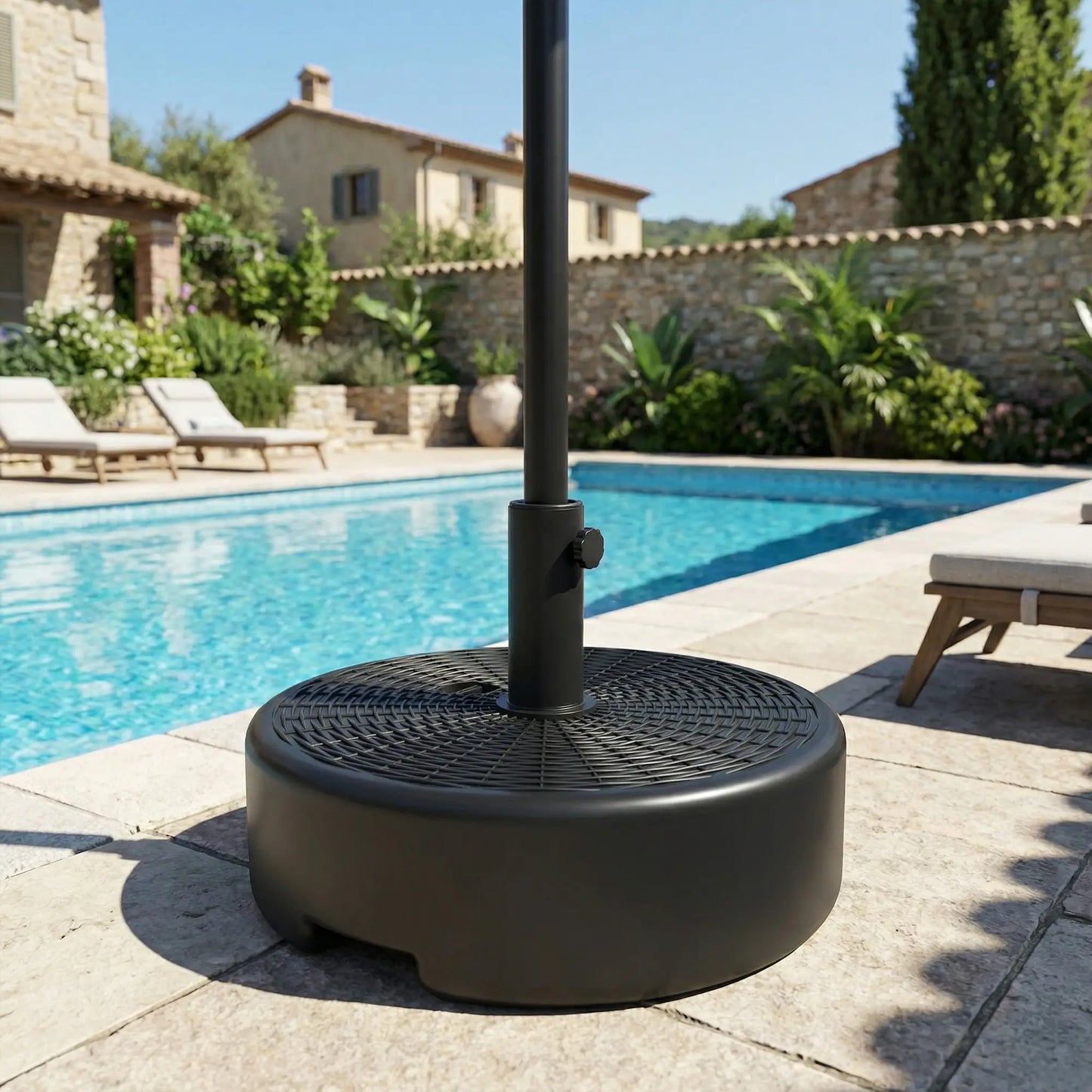 Patio Umbrella Base With Handle, 1.5" And 1.9" Poles, Black Umbrella Bases at Gallery Canada