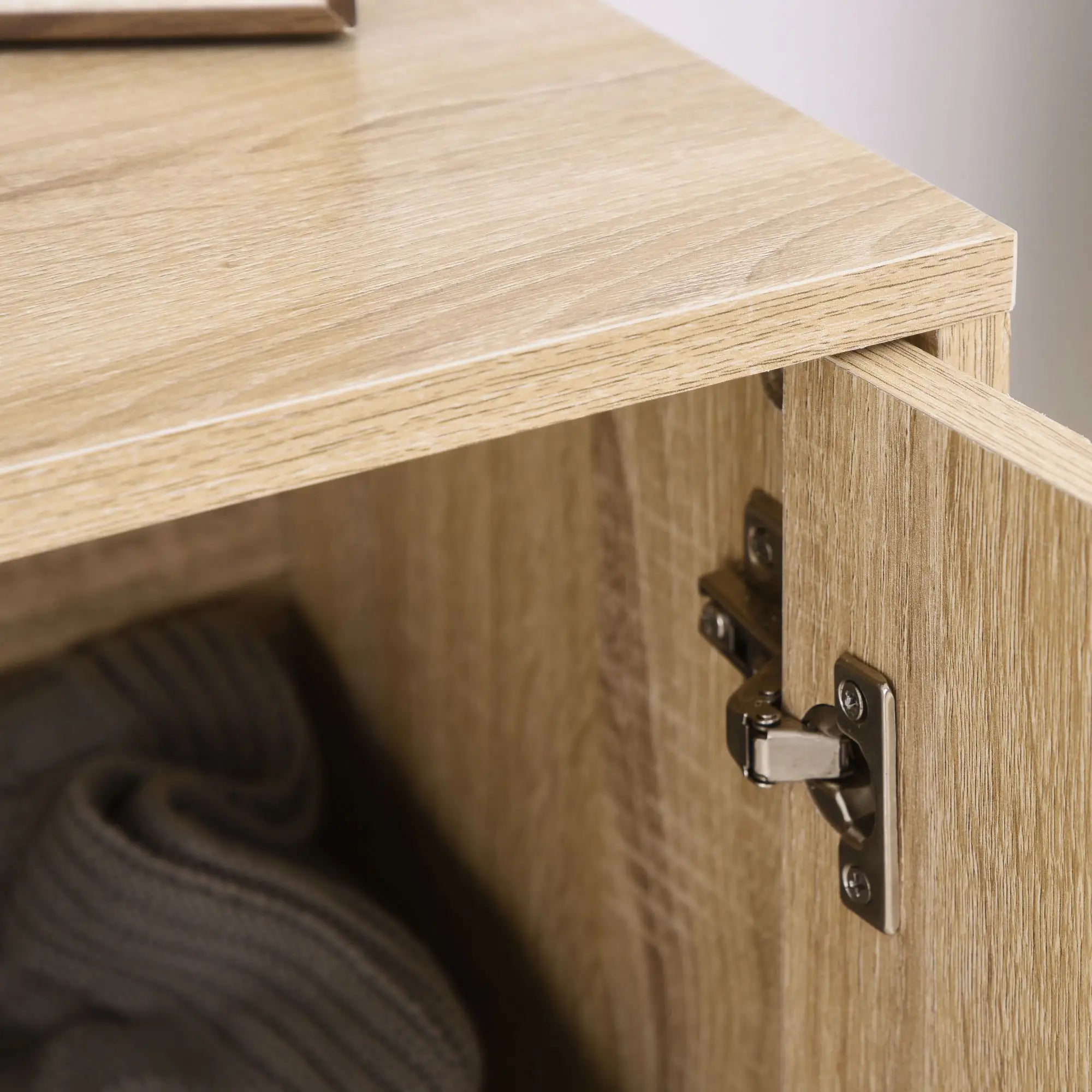 Modern Sideboard, Buffet Cabinet with 2 Doors, Adjustable Shelf, 31.5