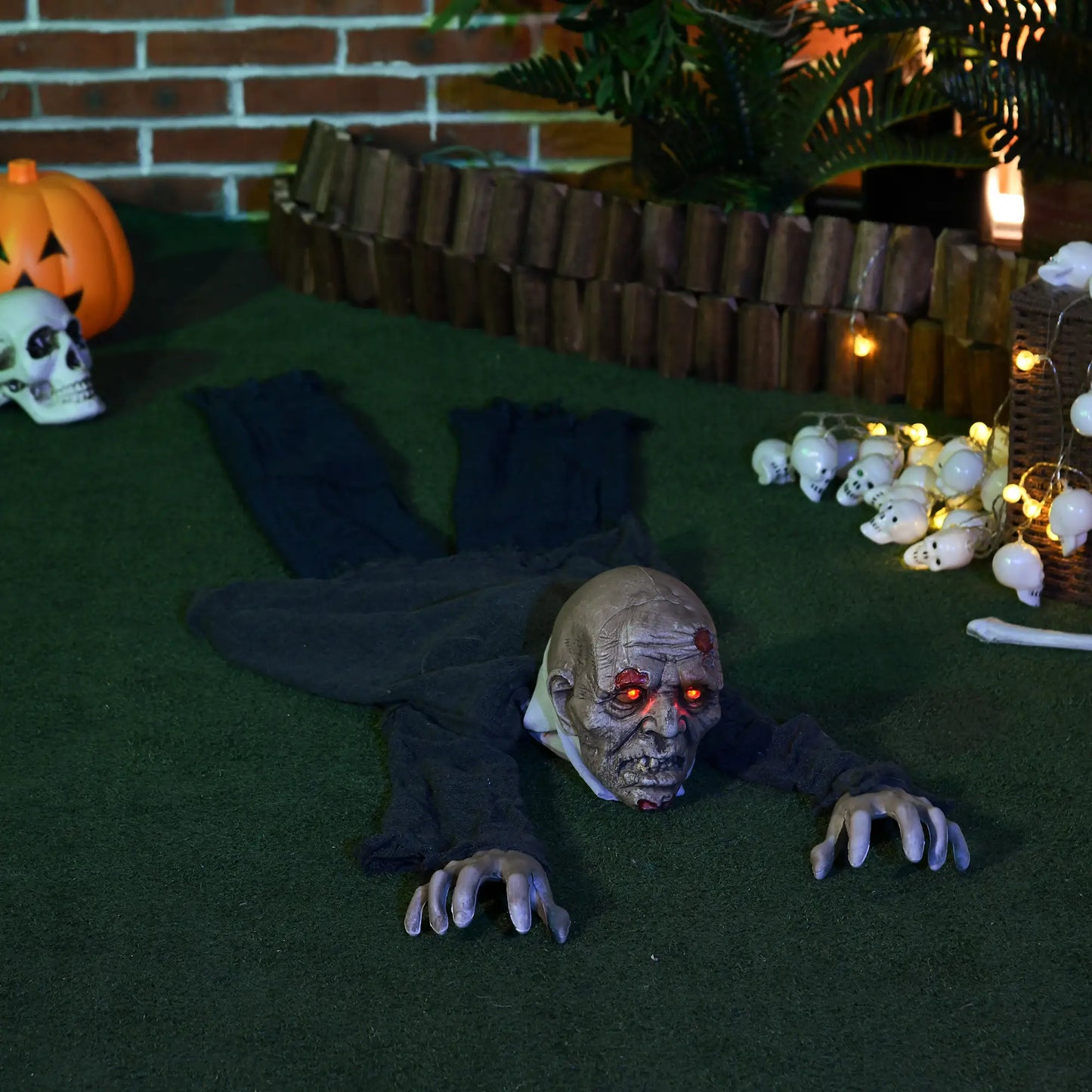 5.2ft Life Size Outdoor Halloween Zombie, Animated, Motion Activated Halloween Decorations at Gallery Canada