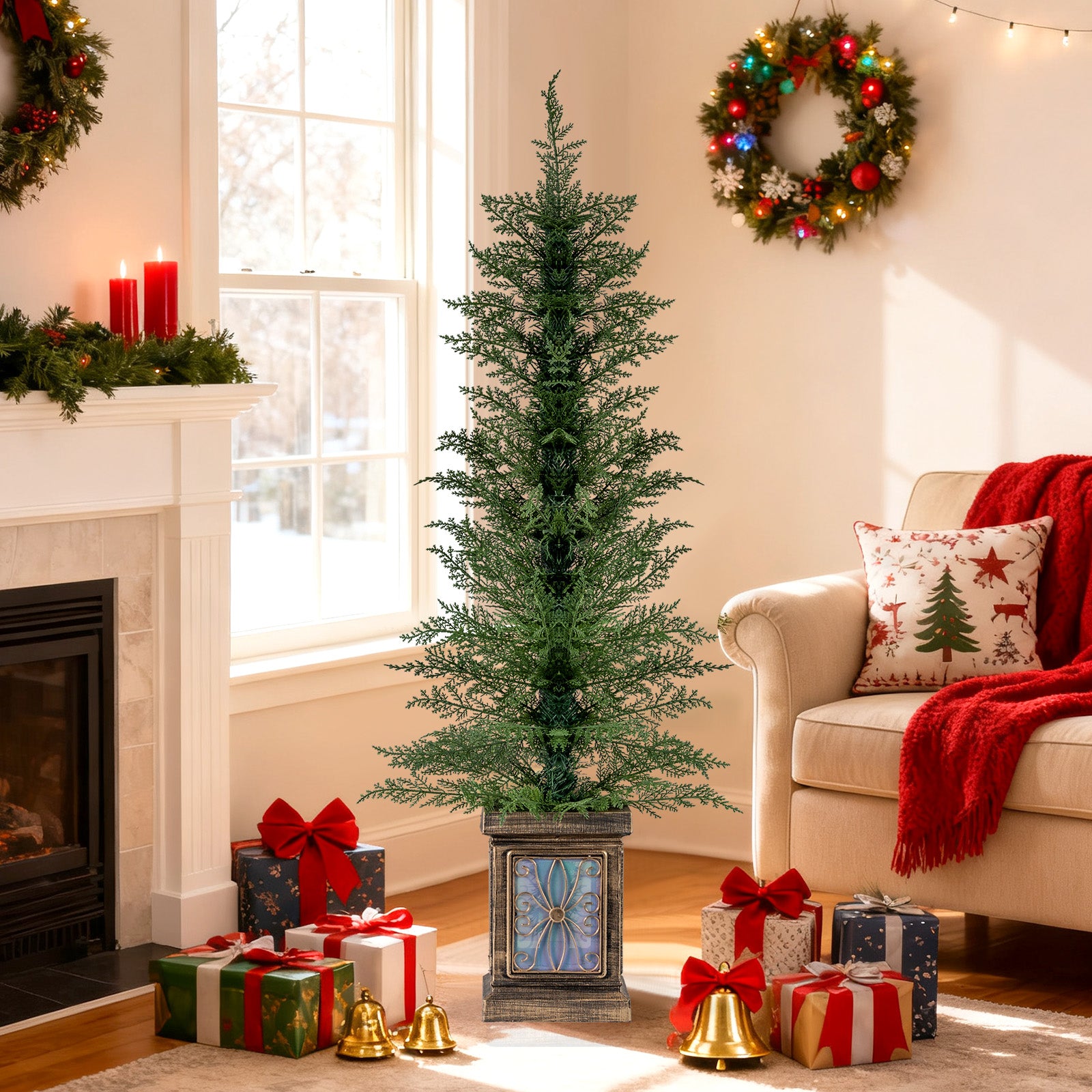 Set of 1/2 4 FT Artificial Christmas Tree Potted Xmas Tree with 100 Branch Tips and Retro Base-Set of 1, Green Christmas Tree at Gallery Canada