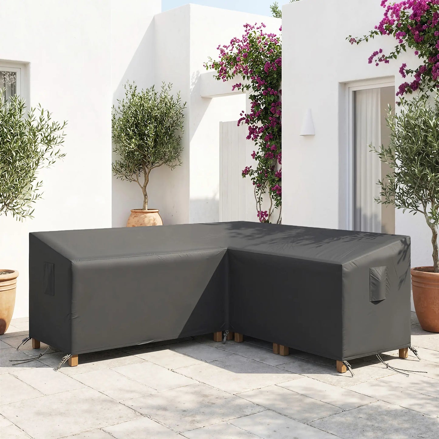 V-Shaped Patio Furniture Cover, Waterproof, 85" x 85", Black Patio Furniture Covers at Gallery Canada
