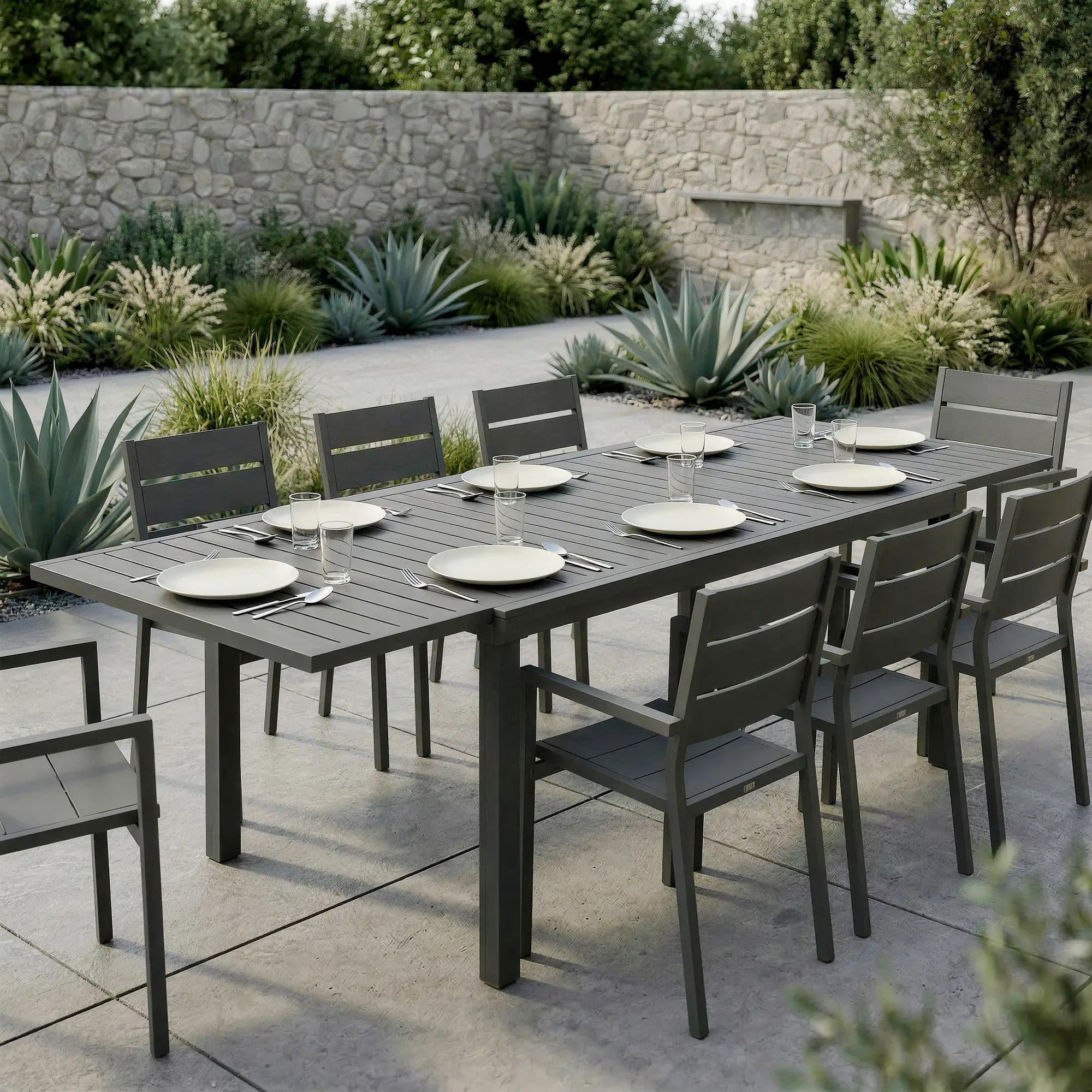 Expandable Outdoor Dining Table, 59