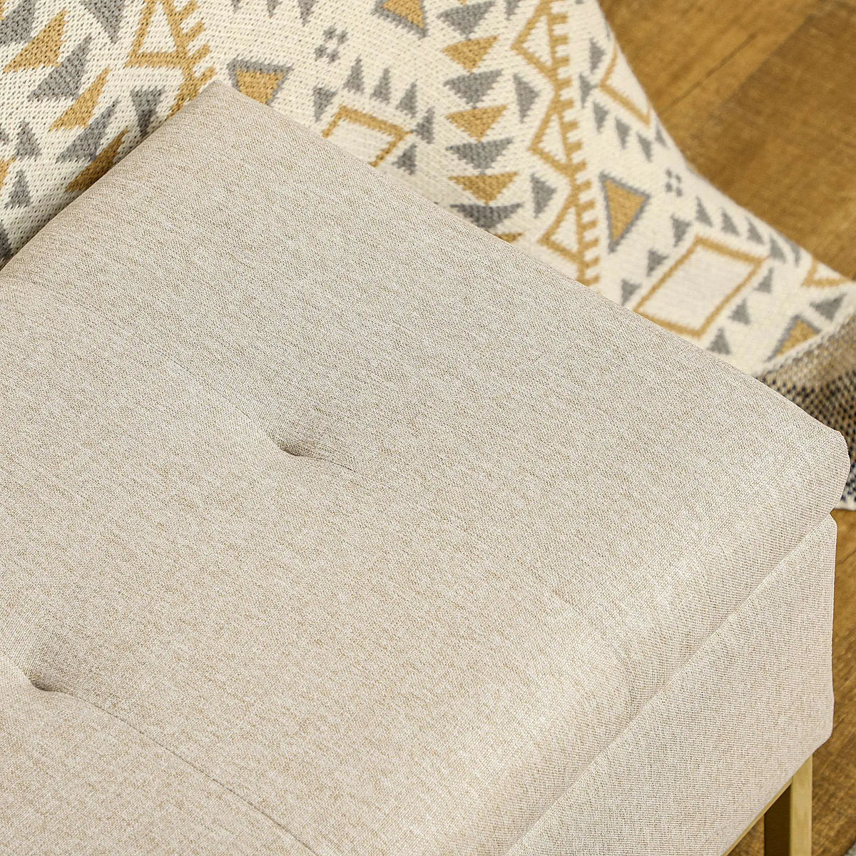 Linen Storage Ottoman Bench With Flip Top, Beige Storage Ottomans & Benches at Gallery Canada