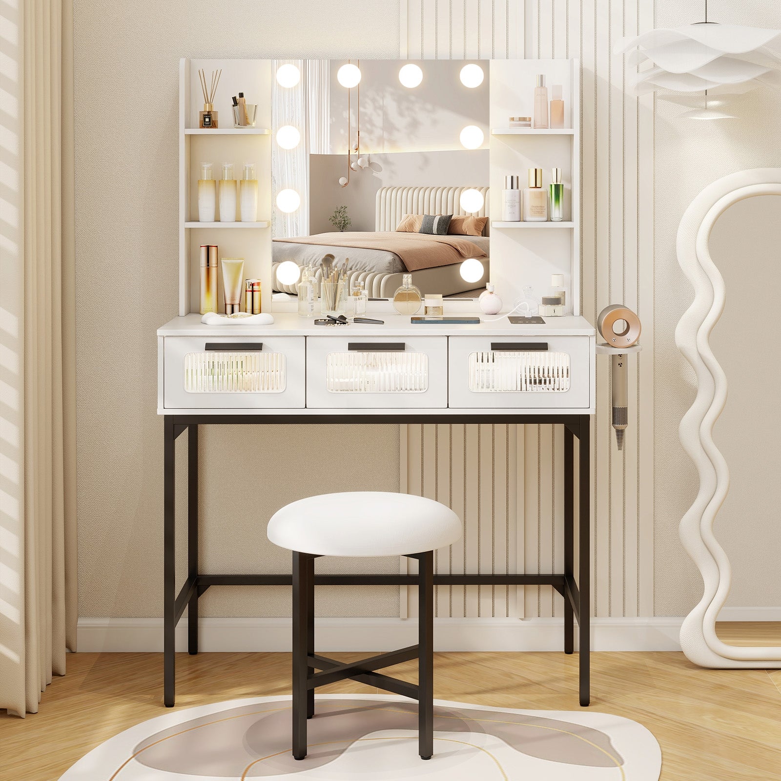 Makeup Vanity Desk With Hollywood Mirror, Lights, White Makeup Vanities at Gallery Canada