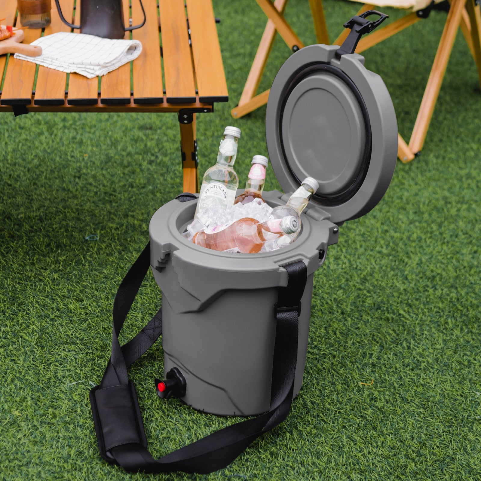10 QT Insulated Drink Cooler With Spigot, Seat Lid, Adjustable Strap, Gray Coolers at Gallery Canada
