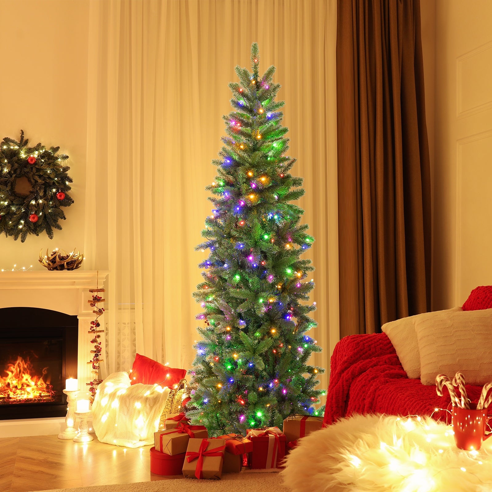 6 Feet Pre-Lit Artificial Christmas Tree, 648 PVC PE Branch Tips, Green Christmas Tree at Gallery Canada