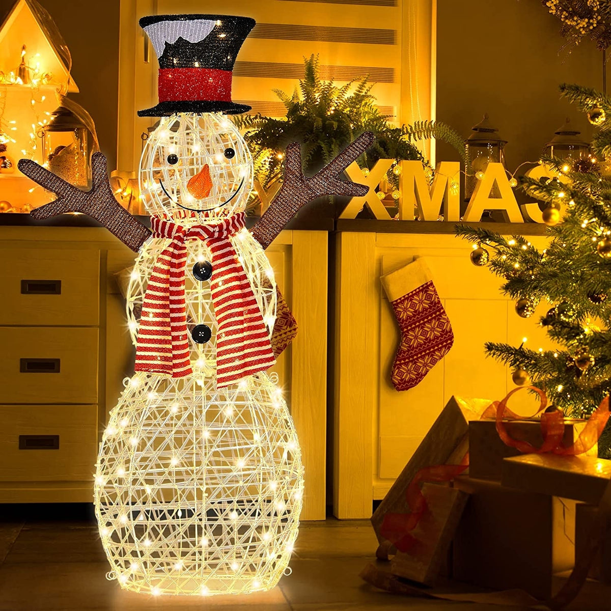 Christmas Lighted Snowman Decorations, Pre-Lit 80 Lights, Golden Christmas Decor & Accessories at Gallery Canada
