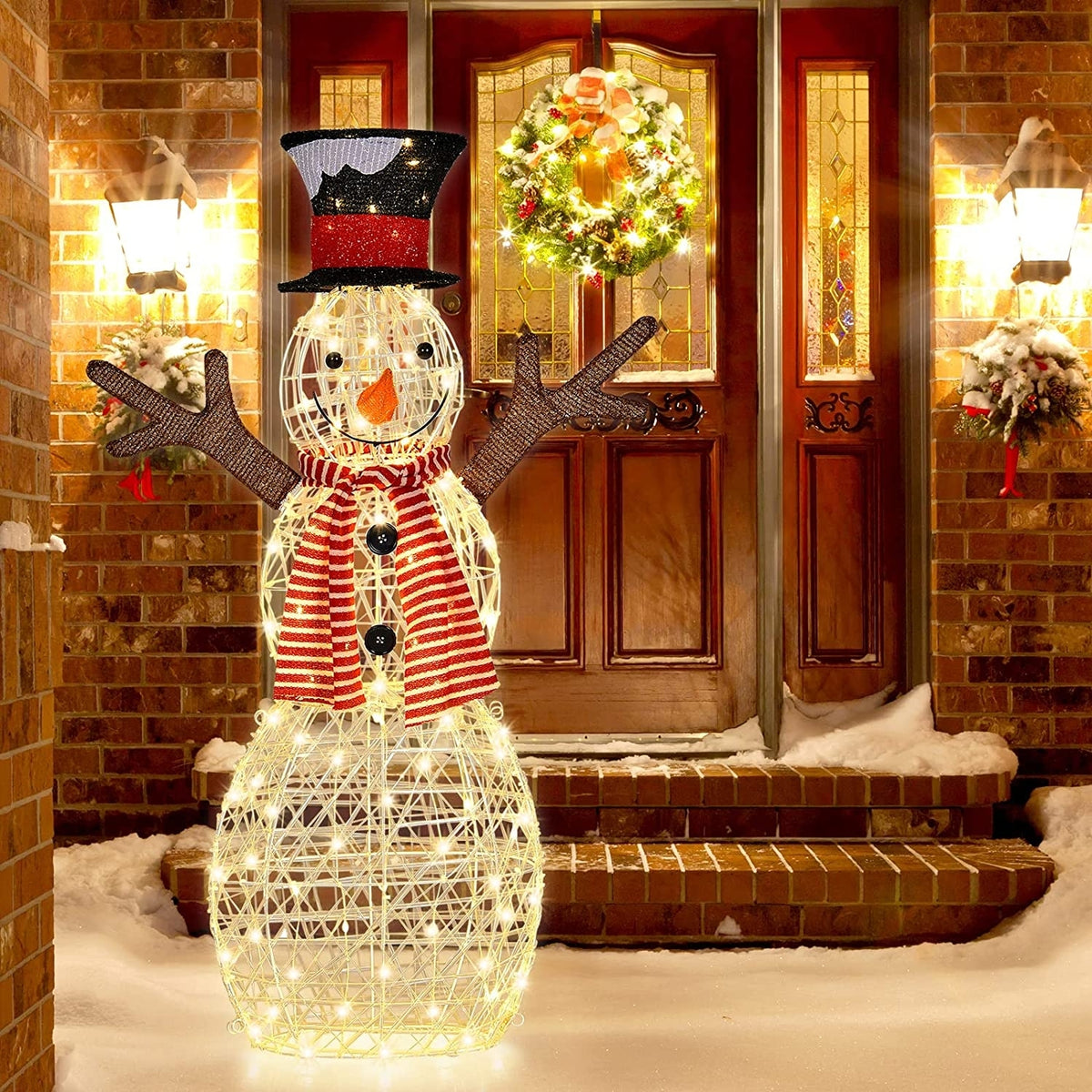Christmas Lighted Snowman Decorations, Pre-Lit 80 Lights, Golden Christmas Decor & Accessories at Gallery Canada