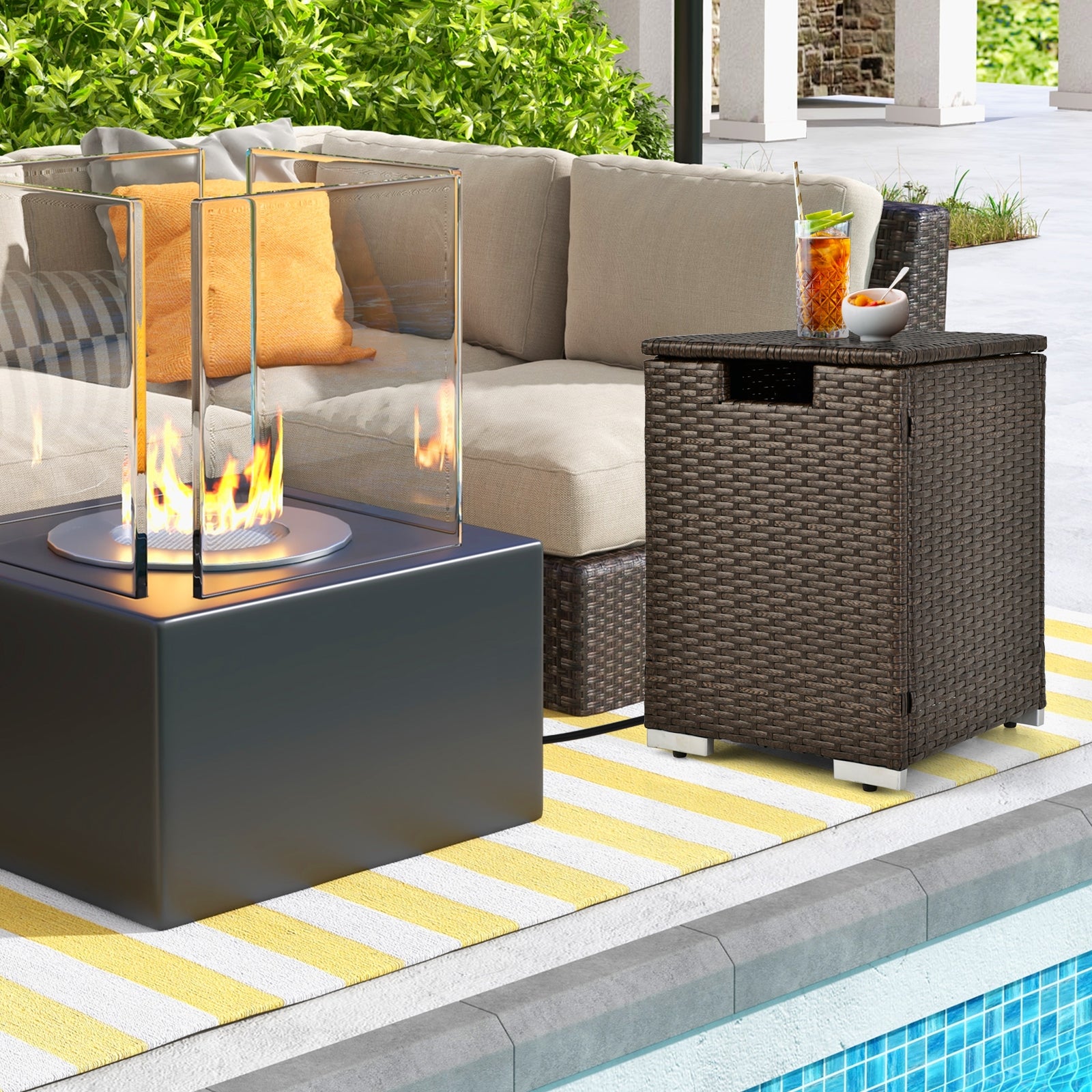 2-In-1 Patio Rattan Gas Propane Tank Cover, 20 lbs, Brown Fire Pits at Gallery Canada