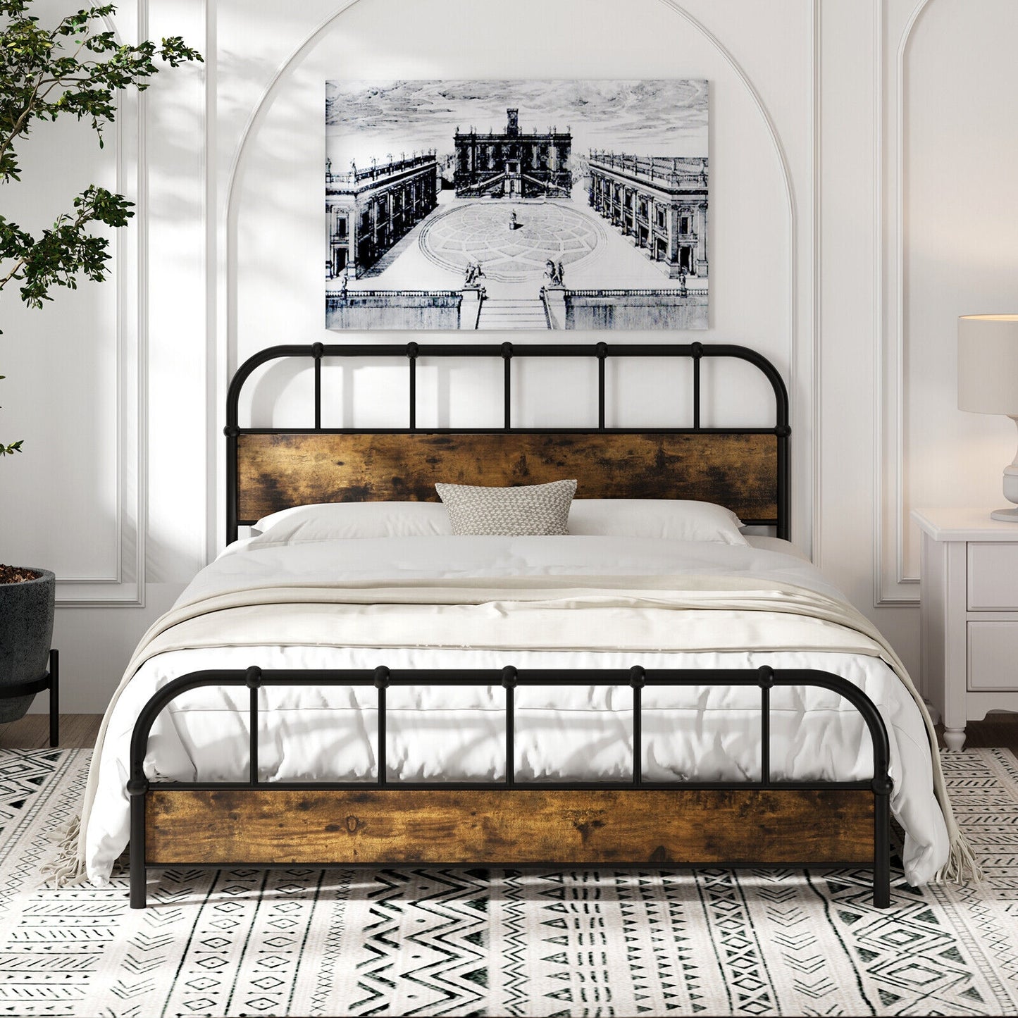 Queen Size Metal Platform Bed Frame, Black Simple Bed Frame at Gallery Canada