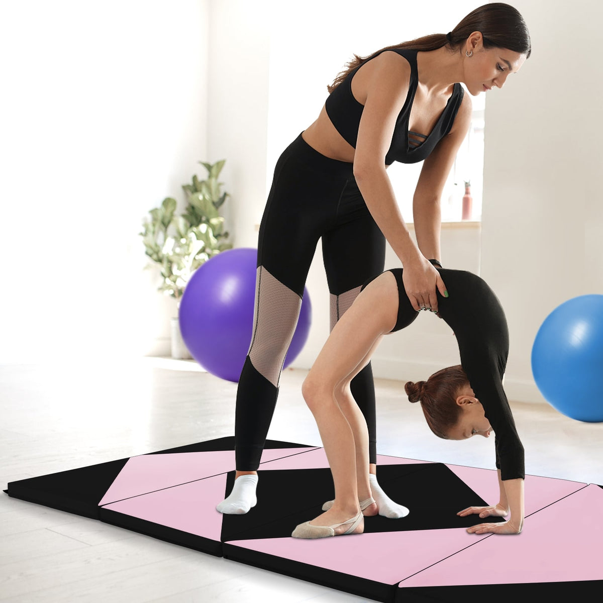 8 Feet PU Leather Folding Gymnastics Mat, Black, Pink Yoga & Gym Mats at Gallery Canada