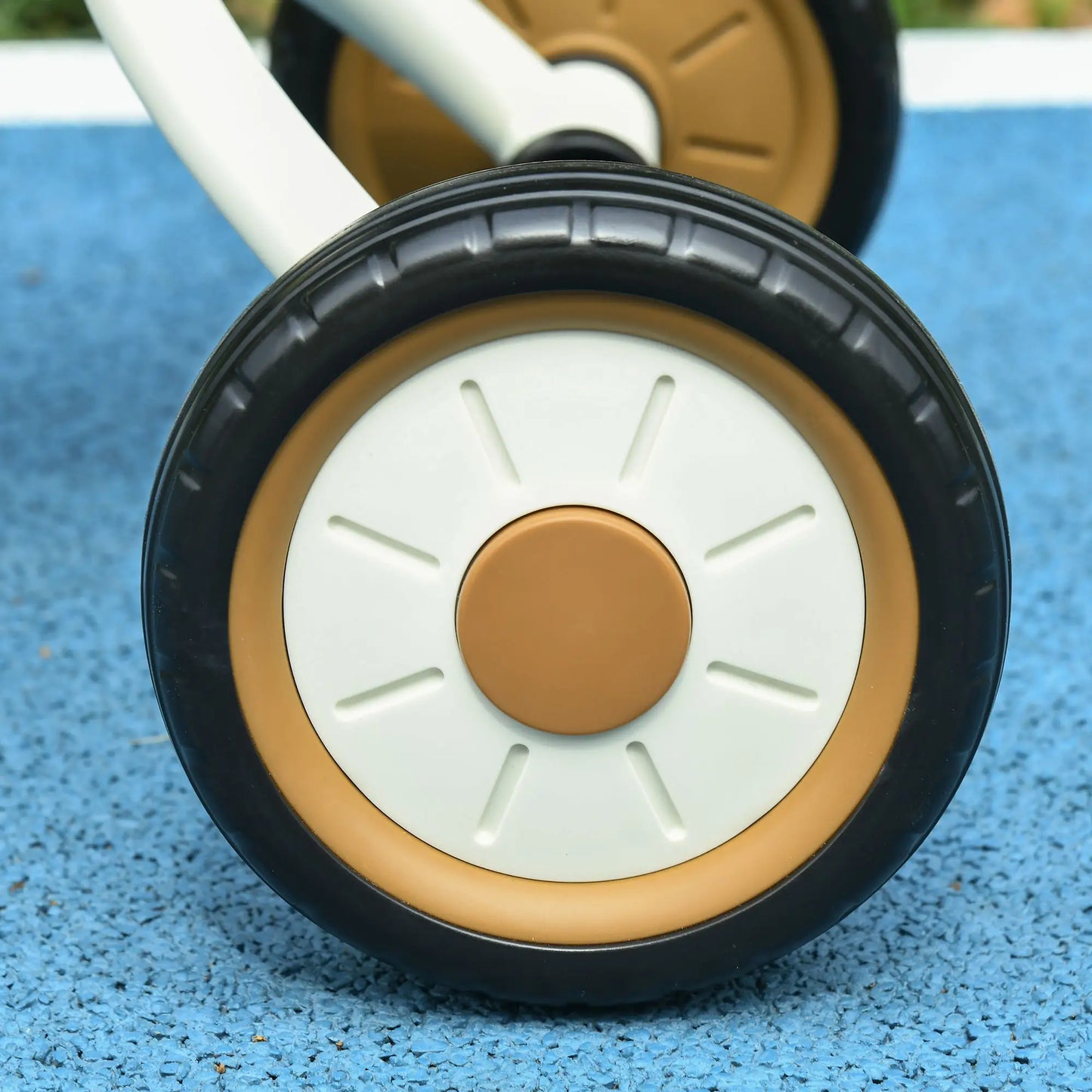 Toddler Tricycle for 2-5 Year Olds, Adjustable Seat, Basket, Bell, White Tricycles for Kids at Gallery Canada