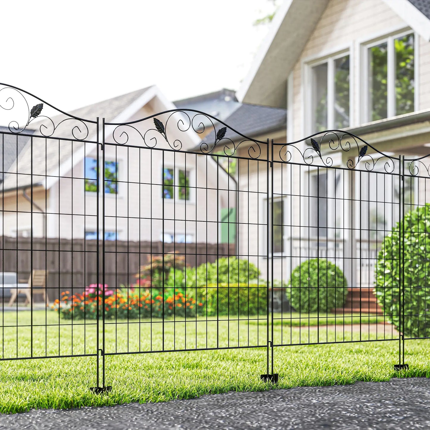 Garden Decorative Fence, 4 Panels 44in x 12ft, Steel Wire Border Edging Garden Fences at Gallery Canada
