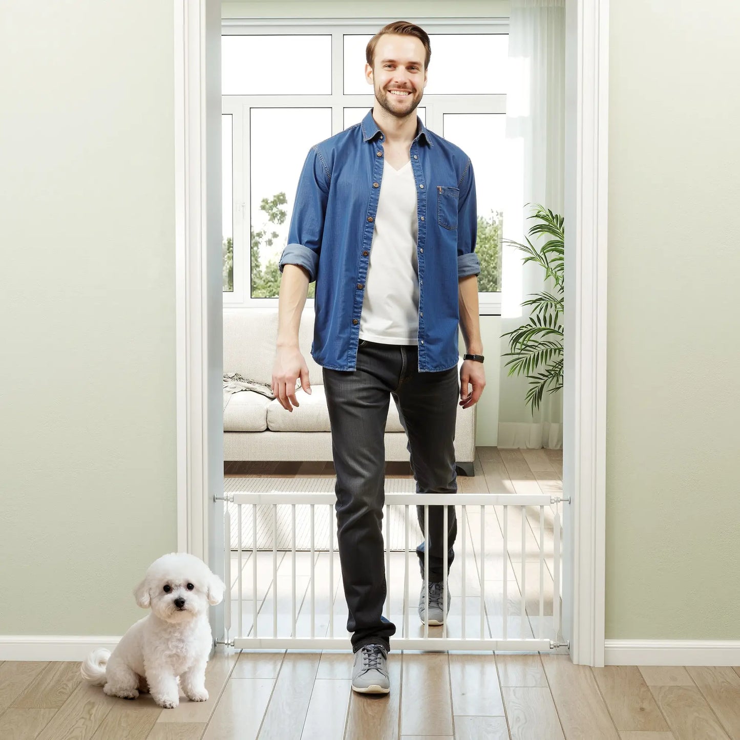 26-37 Inch Dog Gate, Adjustable Pet Gate, 18 Inch Tall, White Pet Gates at Gallery Canada