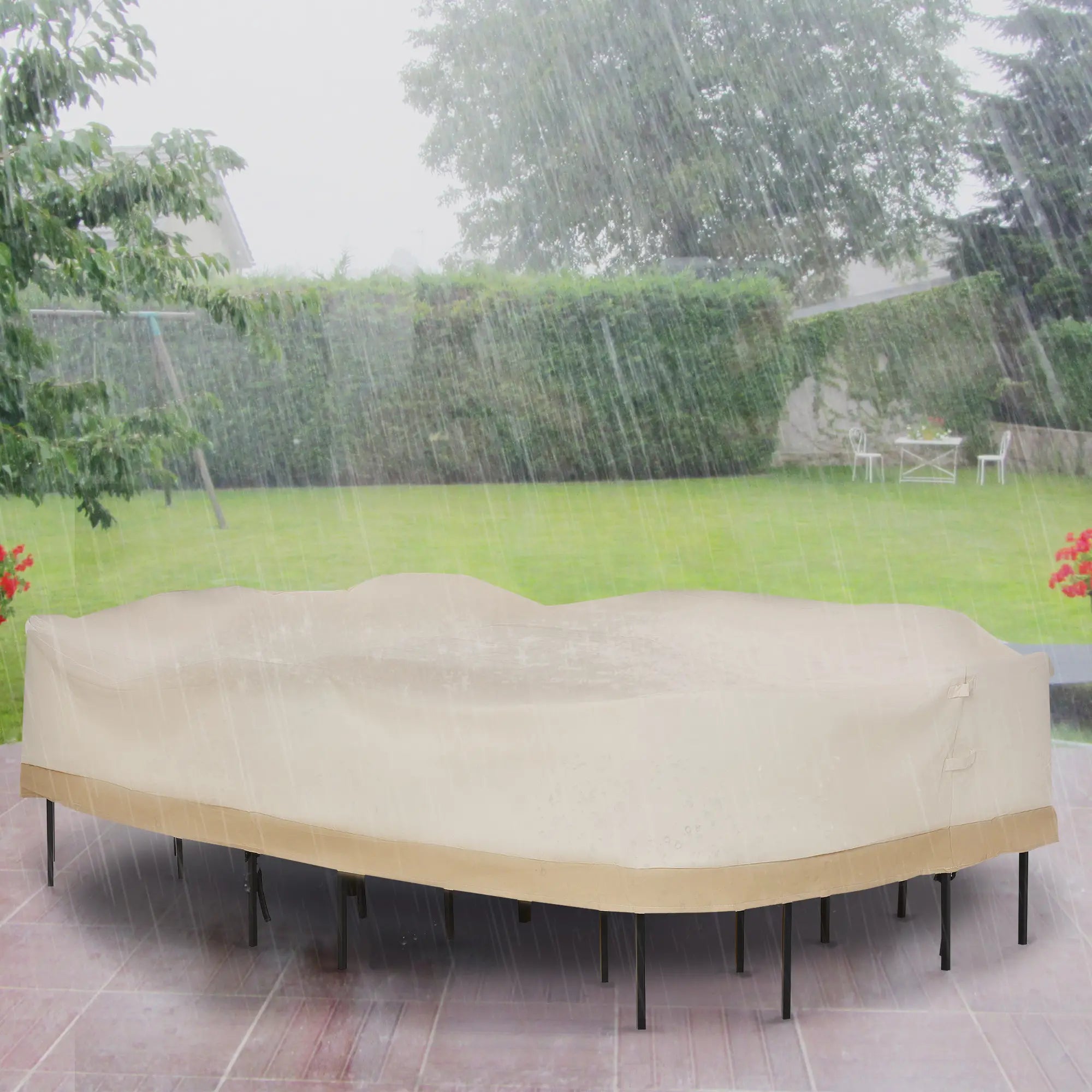 129.9-Inch Oval Patio Table and Chair Set Cover, Beige Coffee, Beige Patio Furniture Covers at Gallery Canada